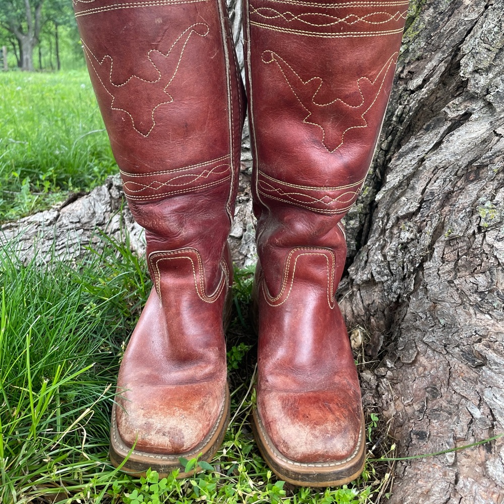 Vintage Frye campus boots